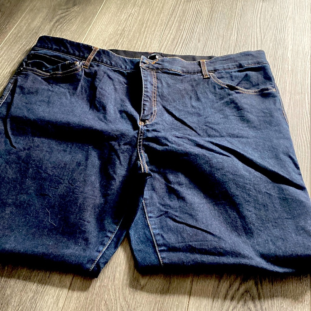 Lularoe dark wash skinny jeans/jeggings.  Size 44